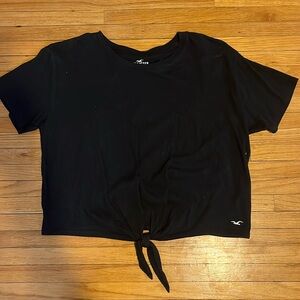 medium black cropped tee from hollister with tie in front